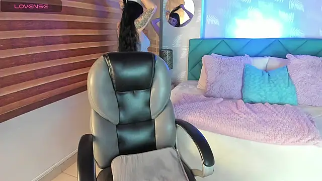 Antonela vargas online show from March 28, 2026, 12:27 pm