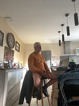 Snapshot of Roccobis chatting on December 16, 2025, 2:22 pm Roccobis online show from December 16, 2025, 2:22 pm