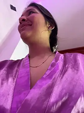 IsabellaJoness  online show from March 28, 2026, 9:03 pm