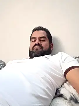 Snapshot of theking1_1 chatting on October 17, 2025, 8:55 pm theking1 1 online show from October 17, 2025, 8:55 pm