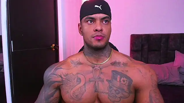 Snapshot of binmontana_ chatting on December 17, 2025, 9:32 pm binmontana online show from December 17, 2025, 9:32 pm