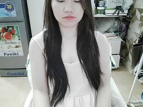 Snapshot of Ara4865 chatting on November 5, 2025, 12:16 pm Ara4865 online show from November 5, 2025, 12:16 pm