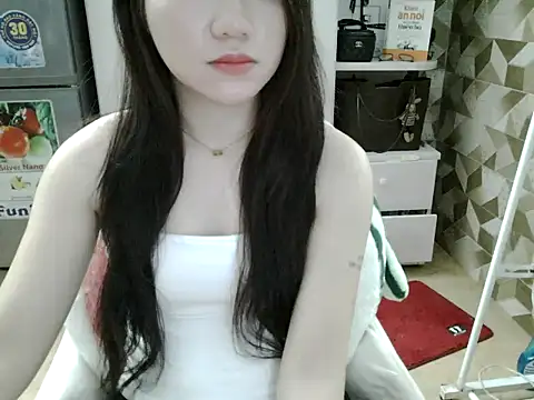 Snapshot of Ara4865 chatting on November 12, 2025, 9:53 am Ara4865 online show from November 12, 2025, 9:53 am