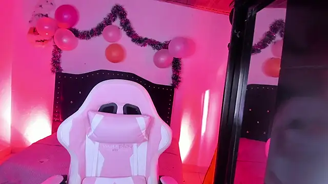 kitty  chs online show from January 9, 2026, 11:57 am