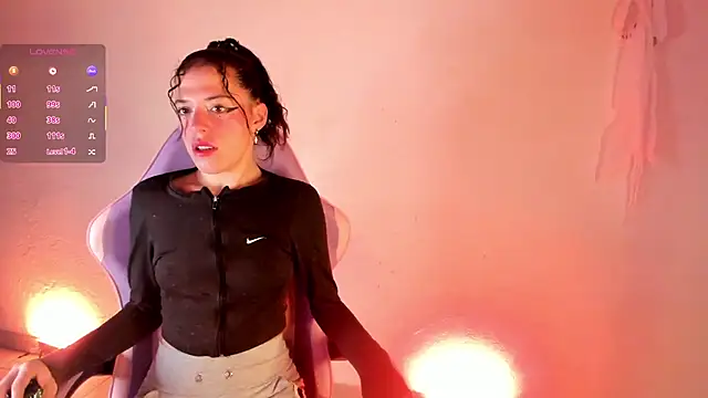 Snapshot of zakura_Haruno chatting on November 17, 2025, 11:49 am zakura Haruno online show from November 17, 2025, 11:49 am