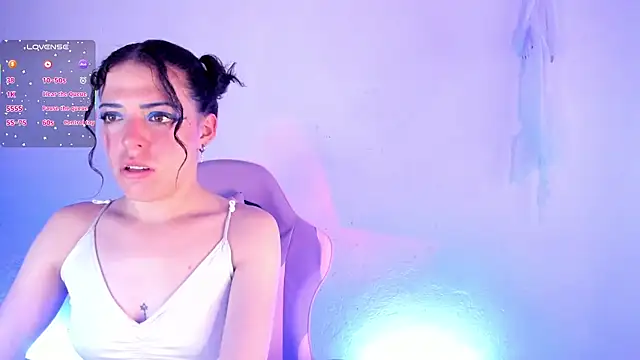 Snapshot of zakura_Haruno chatting on November 23, 2025, 4:29 pm zakura Haruno online show from November 23, 2025, 4:29 pm