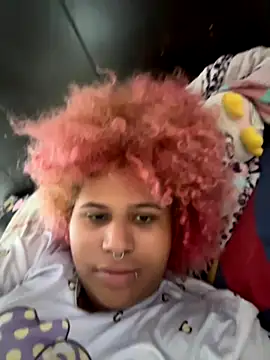 niki wild18 online show from October 19, 2025, 7:36 pm