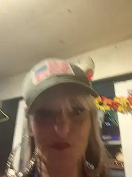 Snapshot of blondebarbiebae chatting on May 13, 2026, 9:55 pm blondebarbiebae online show from May 13, 2026, 9:55 pm