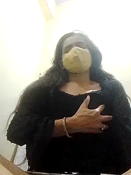 Hott bomb online show from September 24, 2025, 8:50 am