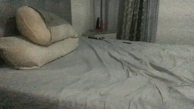 Snapshot of paula19800 chatting on October 29, 2025, 9:16 pm paula19800 online show from October 29, 2025, 9:16 pm