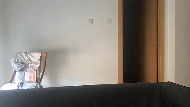 Snapshot of paula19800 chatting on November 6, 2025, 9:32 am paula19800 online show from November 6, 2025, 9:32 am