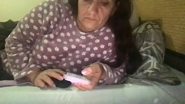 Snapshot of paula19800 chatting on November 23, 2025, 10:15 am paula19800 online show from November 23, 2025, 10:15 am