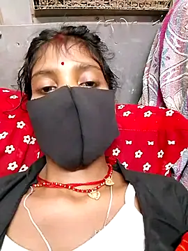 Snapshot of Cuty_kinjal chatting on October 9, 2025, 5:05 am Cuty kinjal online show from October 9, 2025, 5:05 am