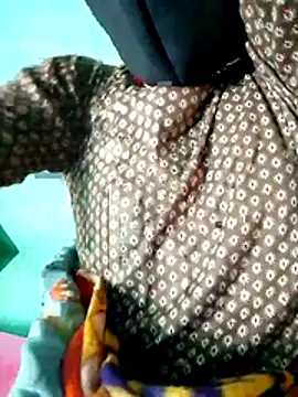 Snapshot of Cuty_kinjal chatting on October 30, 2025, 8:53 pm Cuty kinjal online show from October 30, 2025, 8:53 pm