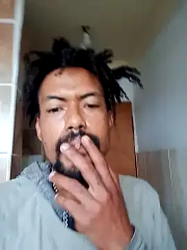 Snapshot of Goofygoody17 chatting on January 15, 2026, 5:01 am Goofygoody17 online show from January 15, 2026, 5:01 am