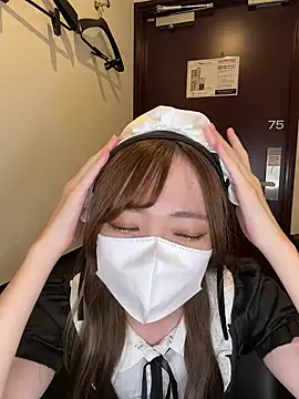 Snapshot of Moe_v_v chatting on October 30, 2025, 11:11 am Moe v v online show from October 30, 2025, 11:11 am