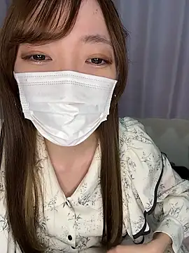 Moe v v online show from November 8, 2025, 6:35 am