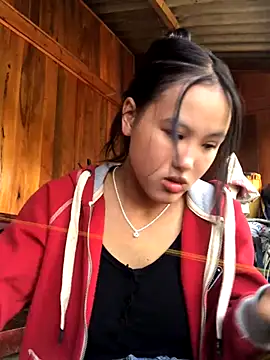 Mai lovely online show from October 30, 2025, 2:24 am