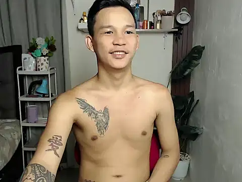 asianmonstercock05 online show from April 2, 2026, 5:49 am
