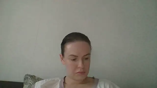 Snapshot of Veylonna chatting on November 4, 2025, 9:30 am Veylonna online show from November 4, 2025, 9:30 am