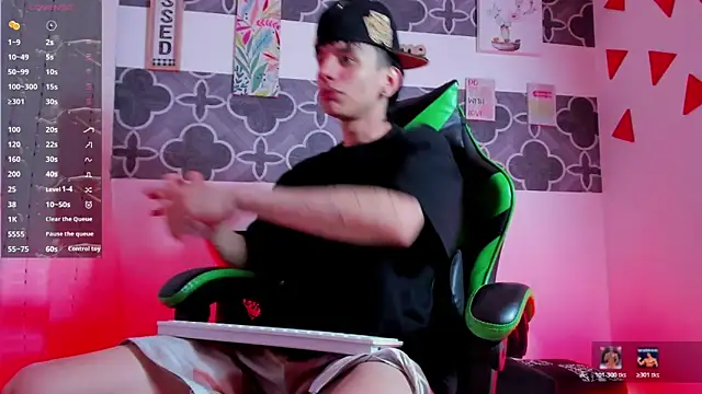 Skinny batman online show from December 21, 2025, 8:27 pm