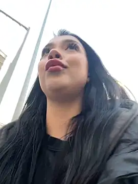 kiss Lissa online show from October 30, 2025, 1:23 pm