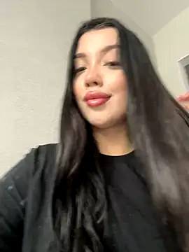 kiss Lissa online show from November 6, 2025, 8:37 am