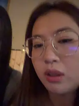 Snapshot of redrose520 chatting on December 22, 2025, 12:57 pm redrose520 online show from December 22, 2025, 12:57 pm