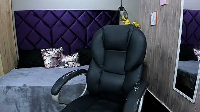 ChloeCampbell03 online show from November 8, 2025, 5:45 pm