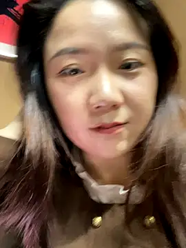 Momo-9988 online show from October 23, 2025, 7:07 am