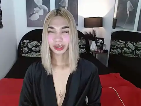 Snapshot of julietdelaveigne chatting on October 17, 2025, 1:57 pm julietdelaveigne online show from October 17, 2025, 1:57 pm