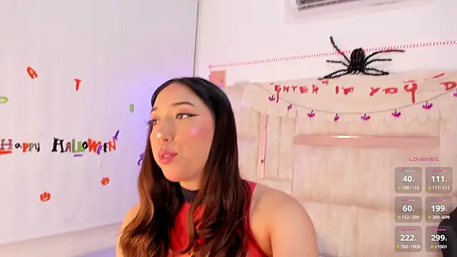 emily  walker online show from October 25, 2025, 3:47 am