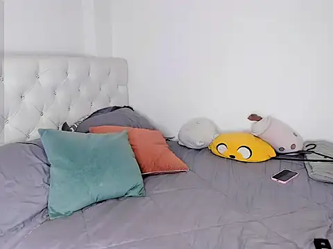 Snapshot of sunnymoonn_1 chatting on October 30, 2025, 4:03 am sunnymoonn 1 online show from October 30, 2025, 4:03 am