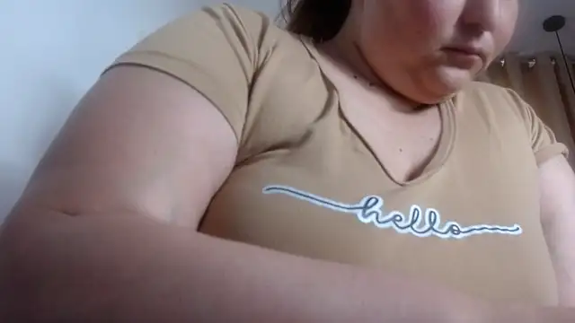 Snapshot of SweetRouse__ chatting on December 17, 2025, 2:01 pm SweetRouse online show from December 17, 2025, 2:01 pm