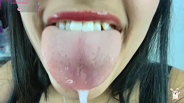 Hinata 21  online show from March 16, 2026, 9:08 pm