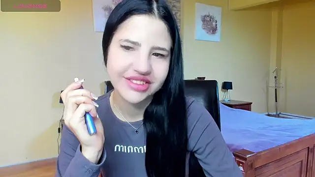 Malibu J online show from November 13, 2025, 8:35 am