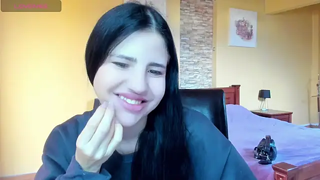 Malibu J online show from November 18, 2025, 8:30 am