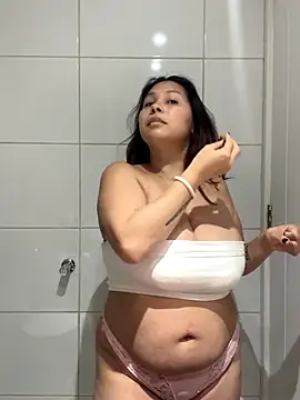 Snapshot of lachinita-32 chatting on October 12, 2025, 2:54 am lachinita-32 online show from October 12, 2025, 2:54 am