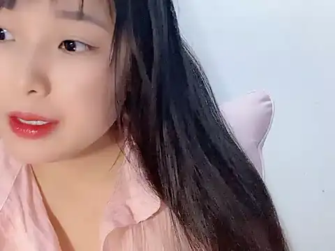 Snapshot of Lie_liee chatting on July 8, 2026, 12:59 am Lie liee online show from July 8, 2026, 12:59 am