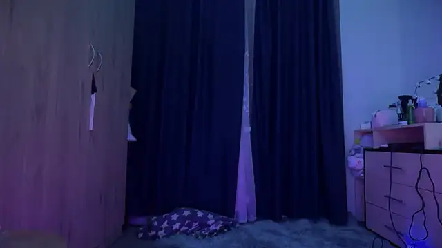 CandysRose online show from October 5, 2025, 8:40 pm