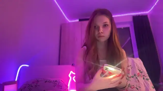 CandysRose online show from November 7, 2025, 6:52 pm