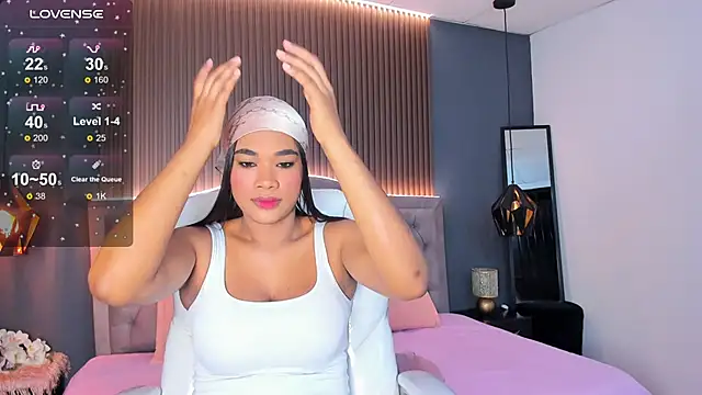 Snapshot of Tiffany__charm_ chatting on November 22, 2025, 3:27 am Tiffany charm online show from November 22, 2025, 3:27 am