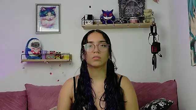 LucyDerby online show from February 10, 2026, 2:59 am