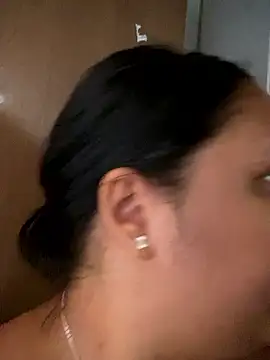 Snapshot of EggedGrowth chatting on January 7, 2026, 3:14 pm EggedGrowth online show from January 7, 2026, 3:14 pm