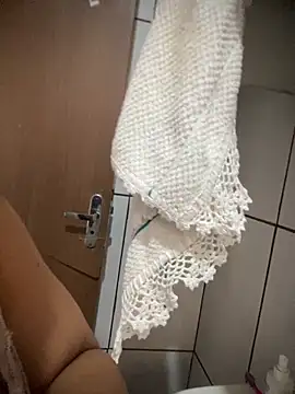 Snapshot of EggedGrowth chatting on January 16, 2026, 12:31 pm EggedGrowth online show from January 16, 2026, 12:31 pm