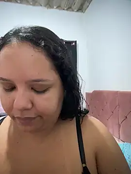 Snapshot of EggedGrowth chatting on February 1, 2026, 11:53 am EggedGrowth online show from February 1, 2026, 11:53 am