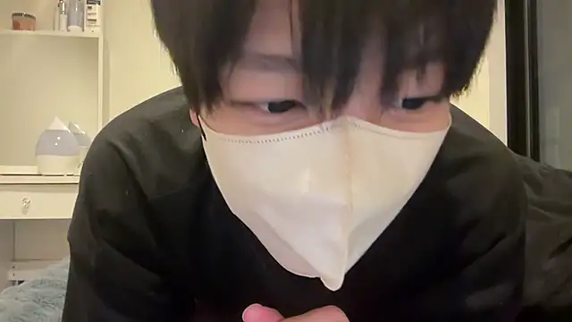 tora3220 online show from March 3, 2026, 12:33 pm