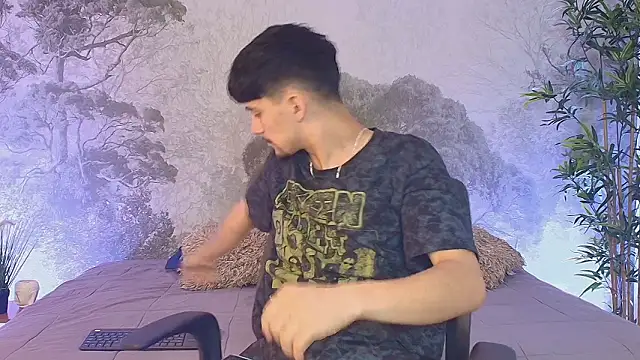 Snapshot of Axel_Draven chatting on March 17, 2026, 12:19 pm Axel Draven online show from March 17, 2026, 12:19 pm