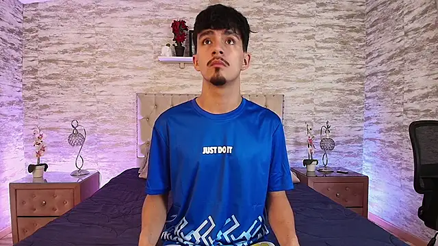 Snapshot of Axel_Draven chatting on March 28, 2026, 12:16 pm Axel Draven online show from March 28, 2026, 12:16 pm