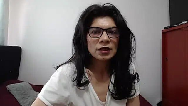 abrilsex23 online show from April 7, 2026, 7:14 pm